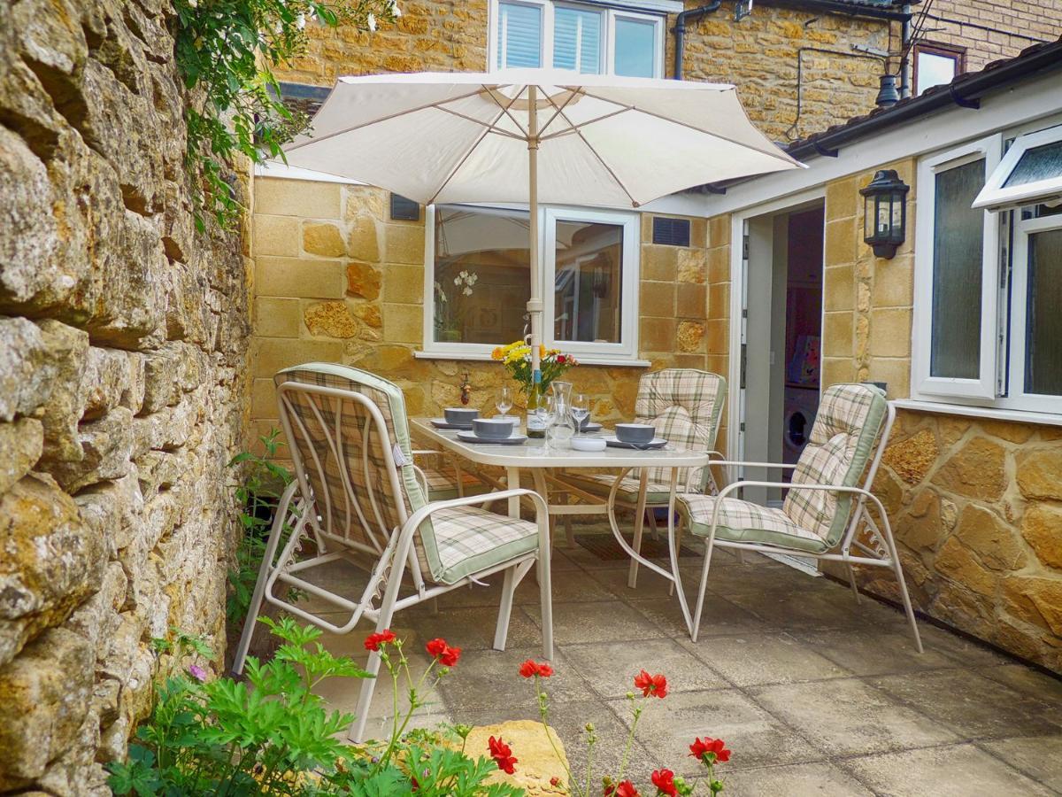 Woodbine Cottage Bourton-on-the-Water Buitenkant foto